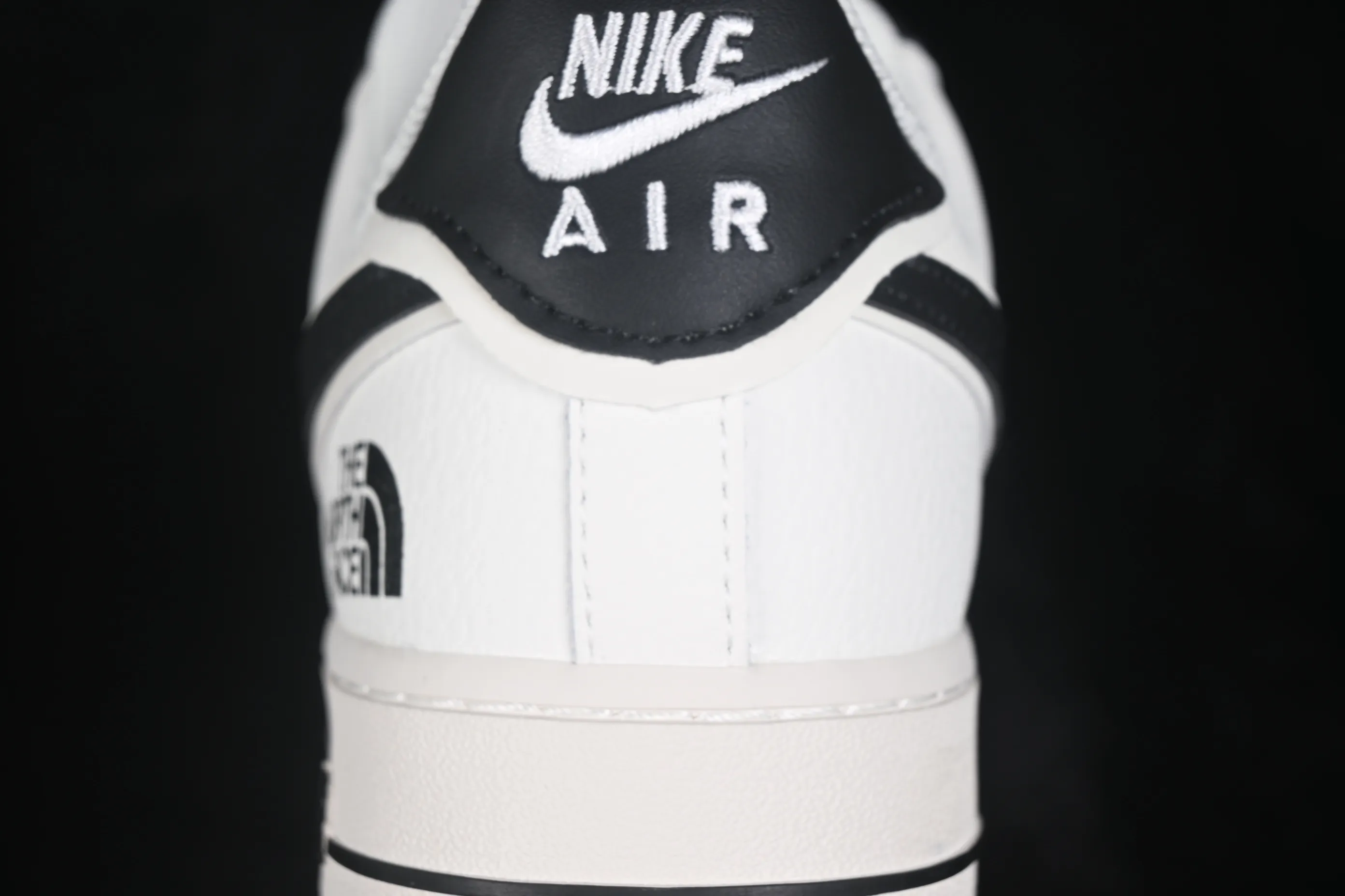 All categories Nk Air Force 1 Air Force series Nk Air Force 1 Low Air Force low-top Nike Air Force 1'07 Low Air Force 1 low-top casual sneakers LF6688-001
